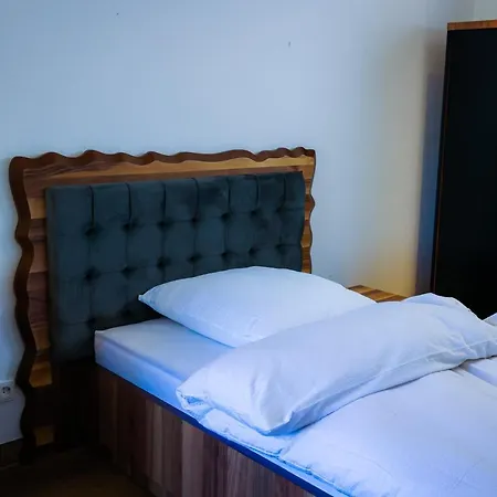 Hotel Schloss Neuburg 4*