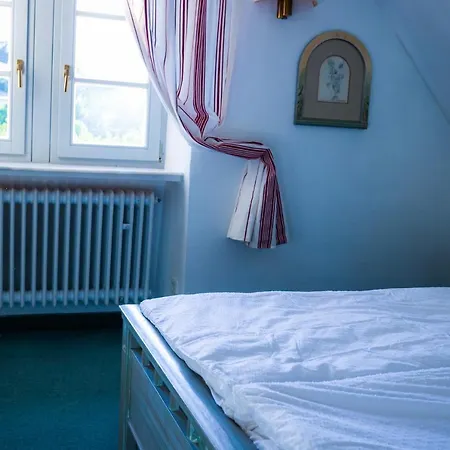 Hotel Schloss Neuburg Obrigheim